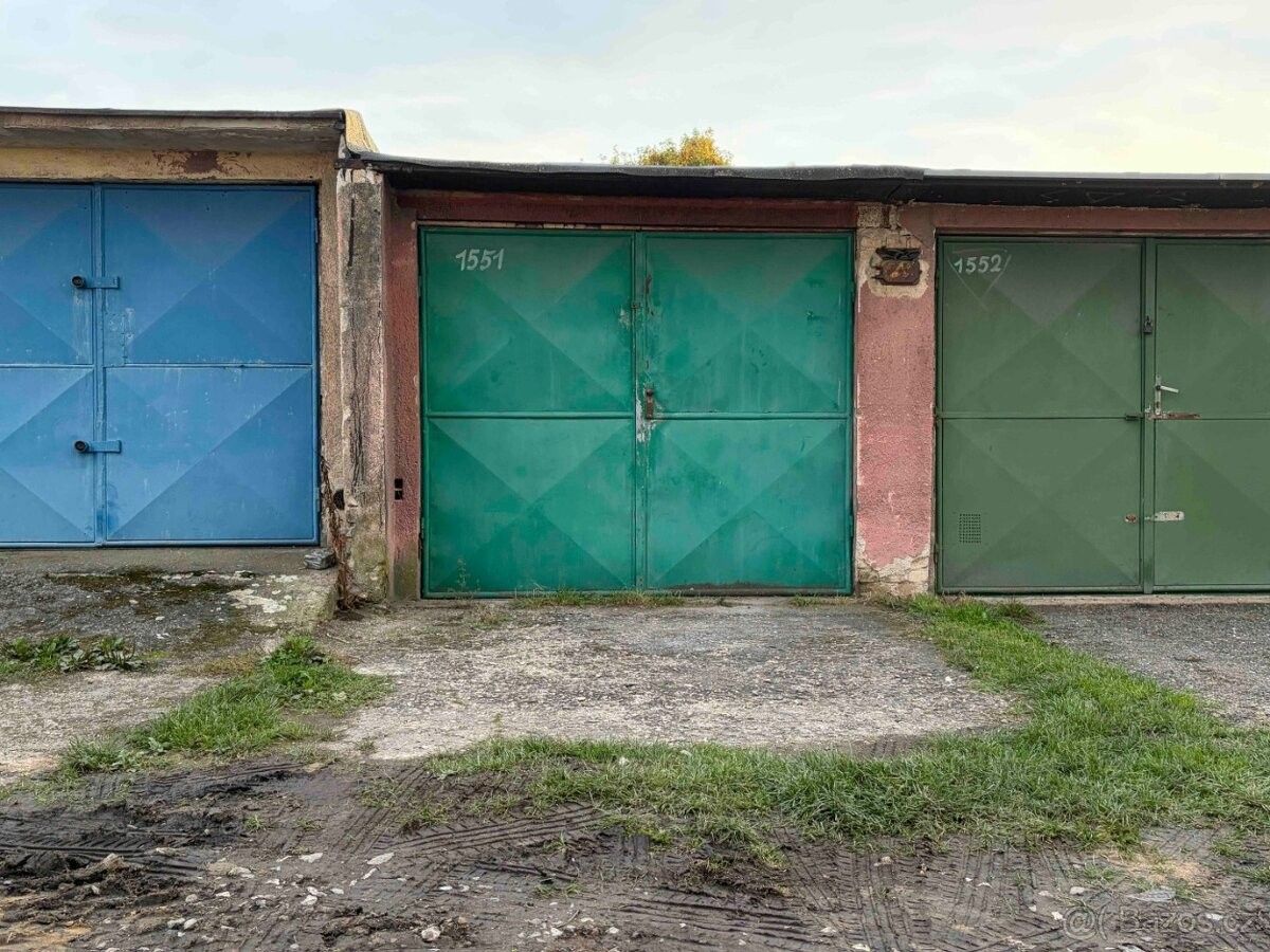 Garáže, Kladno, 272 04