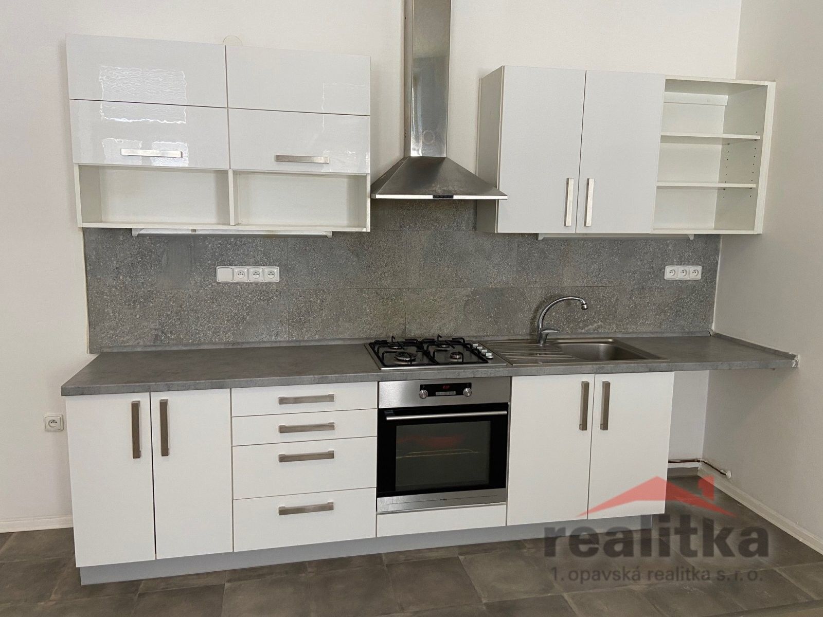 3+kk, Hauerova, Opava, 104 m²