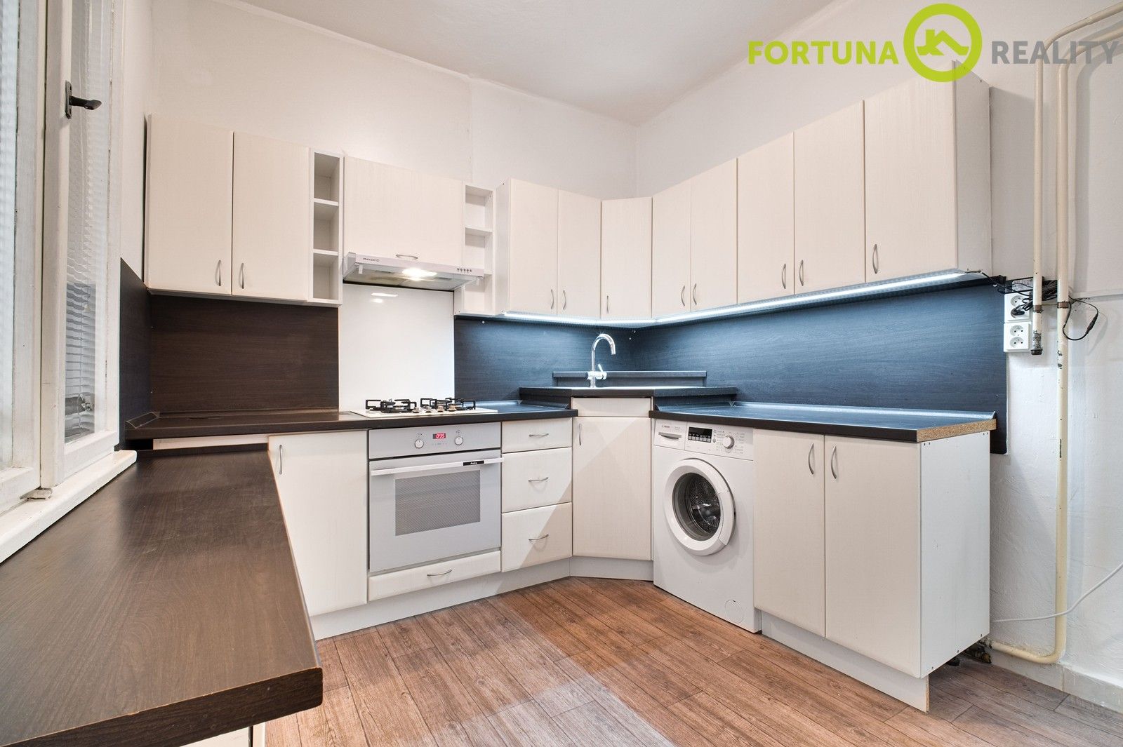 Prodej byt 2+1 - Zámecké nám., Frýdek-Místek, 81 m²