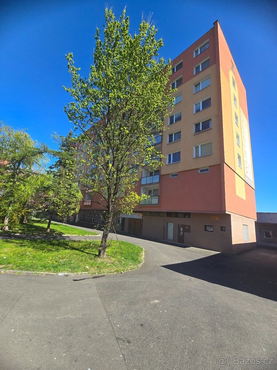 Byty, Chomutov, 430 04 - 1