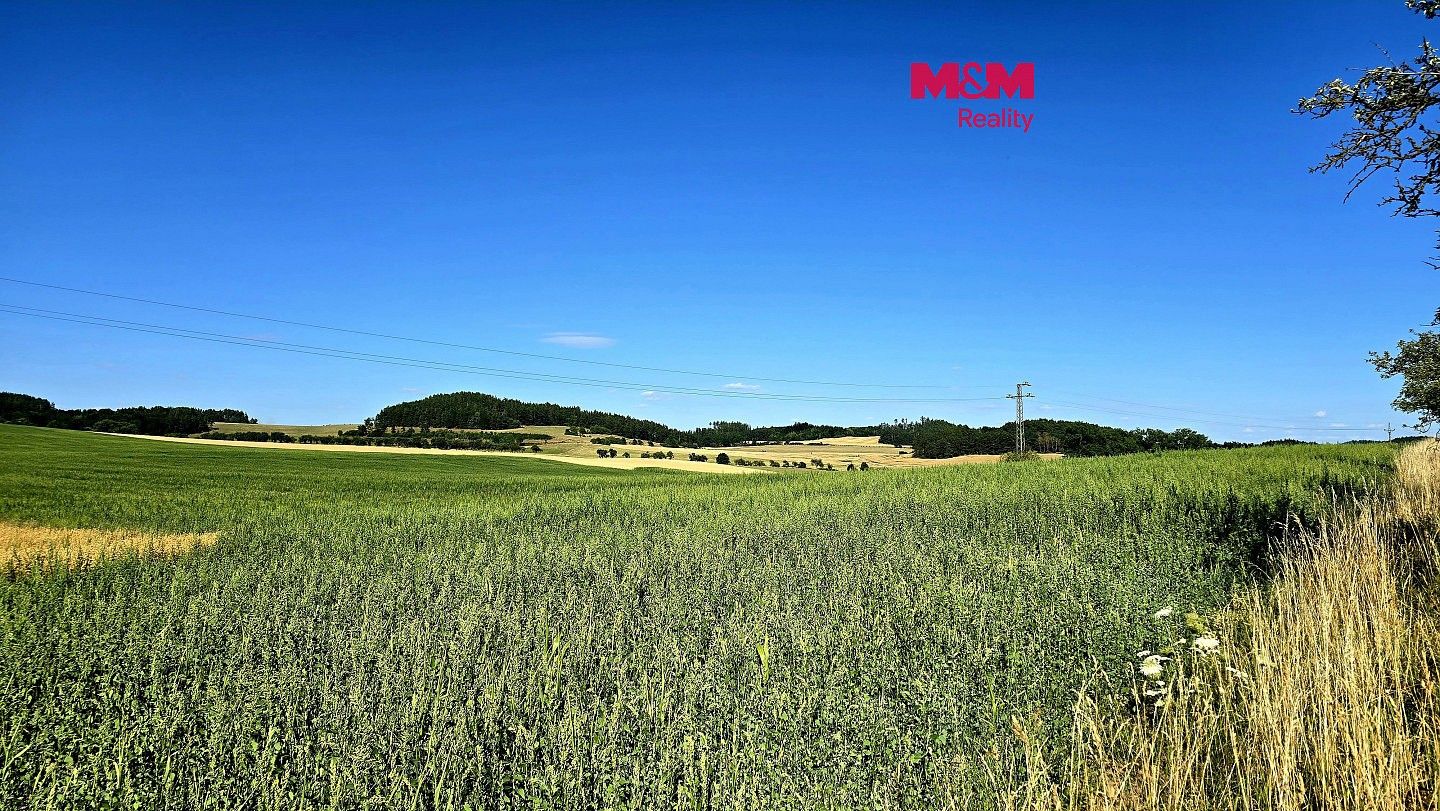 Zemědělský pozemek, 23 877 m²