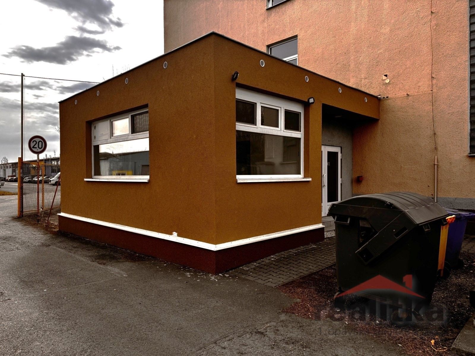 Restaurace, Palhanecká, Opava, 23 m² - 1