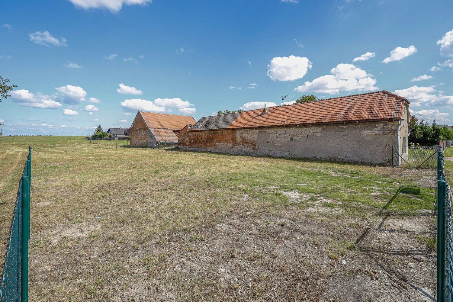 Pozemek pro bydlení, 927 m²