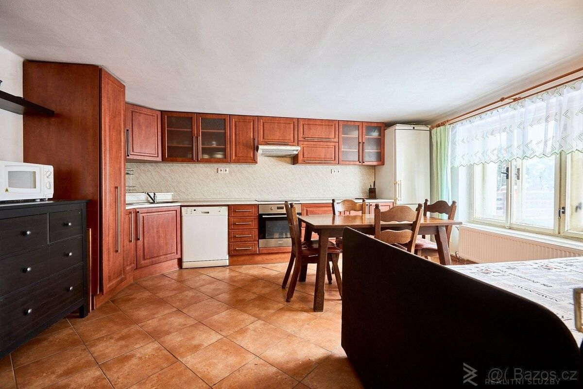 Prodej rodinný dům - Dvorce u Bruntálu, 793 68 - 5