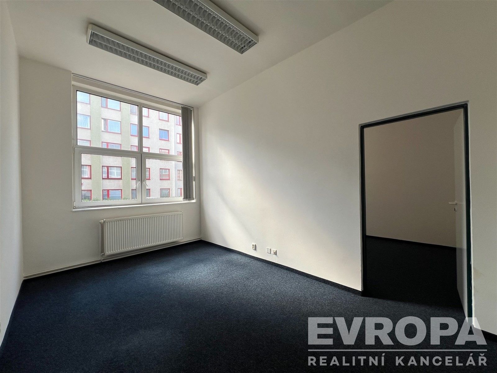 Pronájem kancelář - Jana Růžičky, Praha, 27 m²