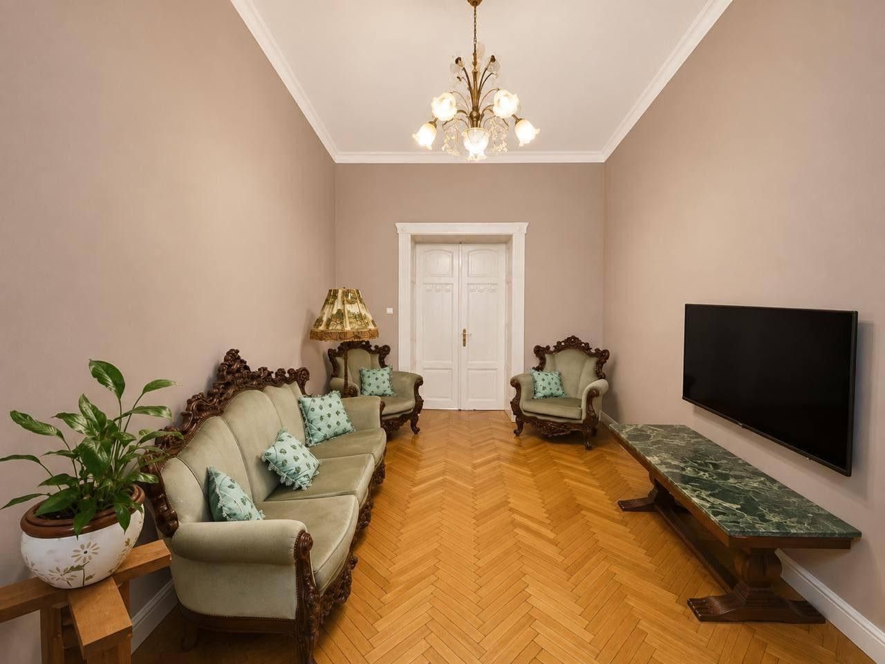 2+1, Senovážné náměstí, Praha, 70 m² - 1