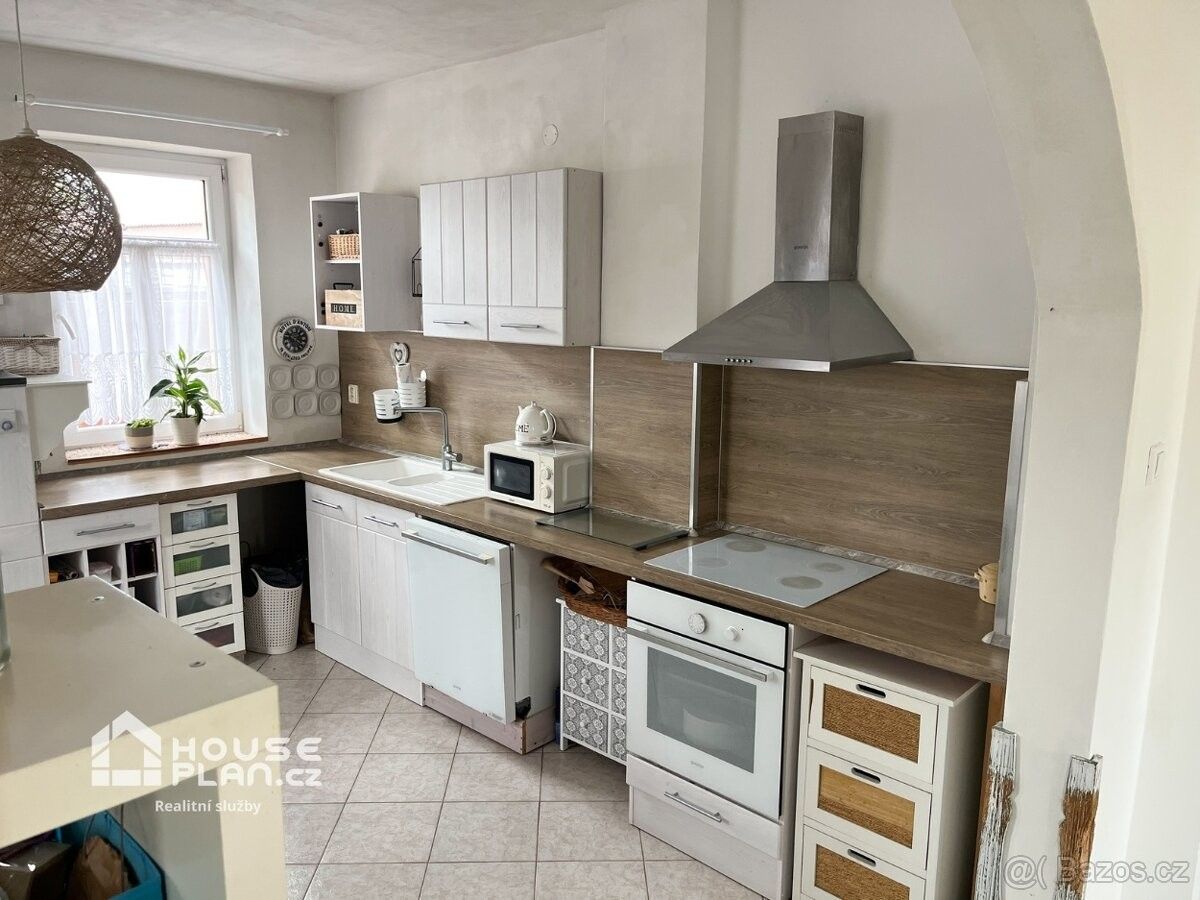 Prodej rodinný dům - Velký Borek, 277 31