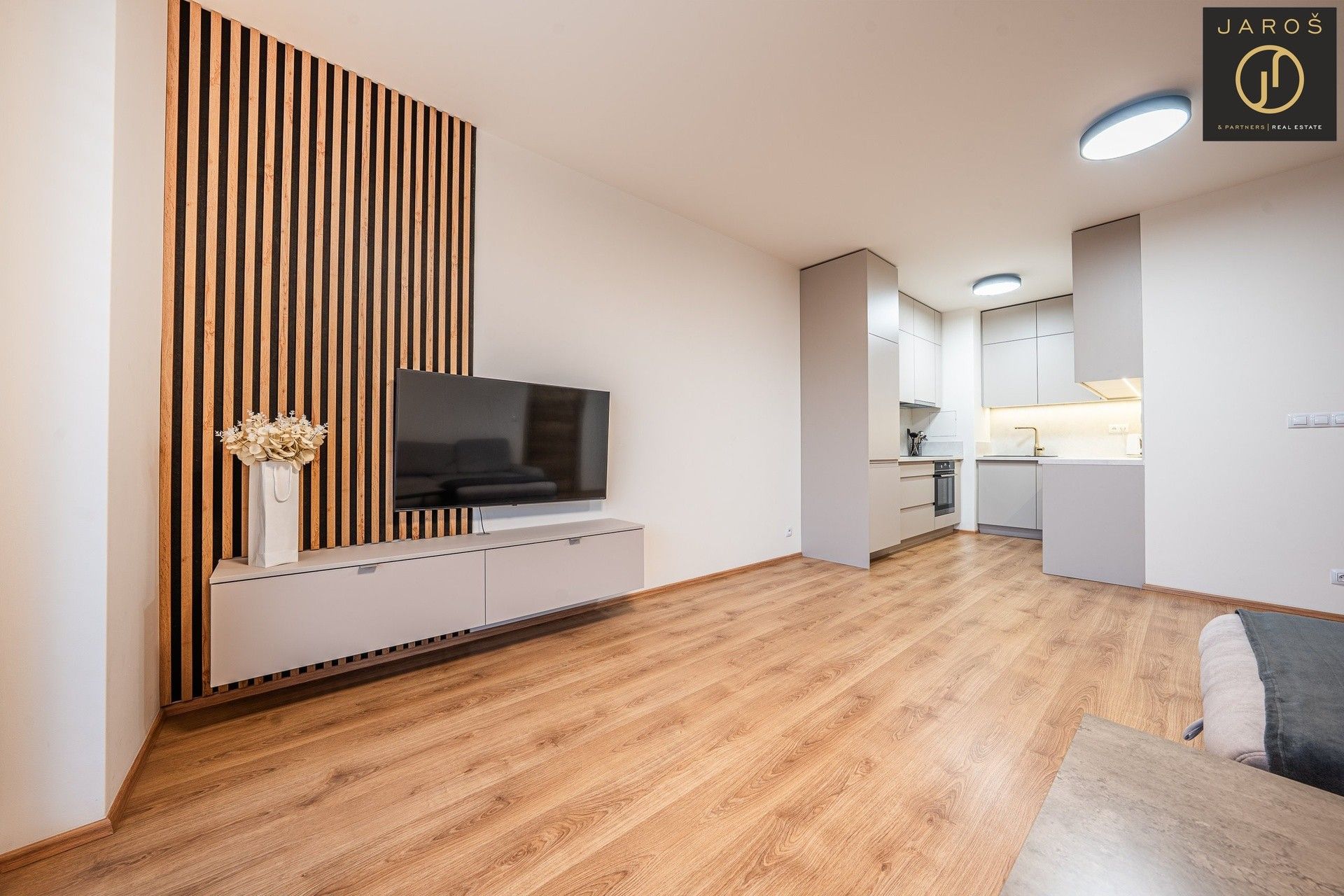 2+kk, Bohumila Landy, Kladno, 50 m²