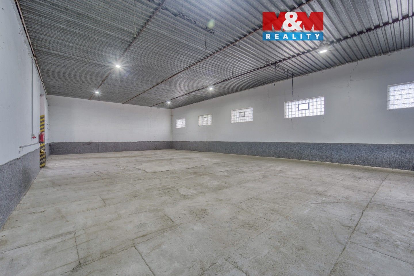 Sklady, Mlýnec, Postřekov, 1 605 m²