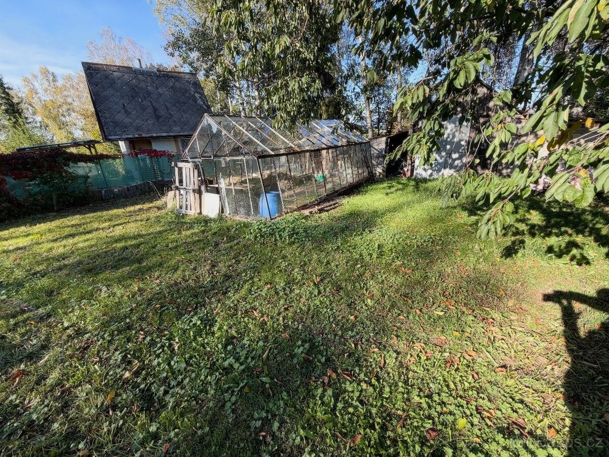 Zahrada · Chodov u Karlových Var, 357 35 - 4