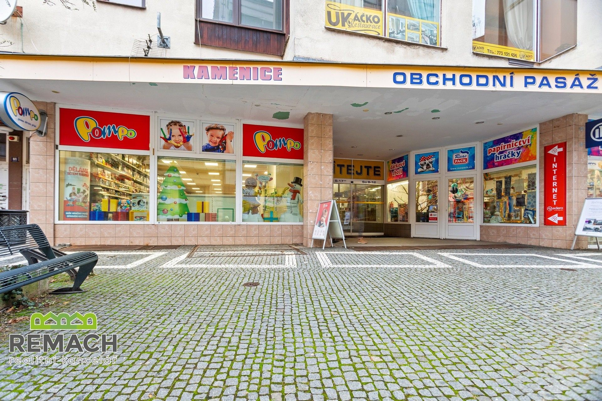 Pronájem obchodní prostory - Kamenice, Náchod, 214 m²