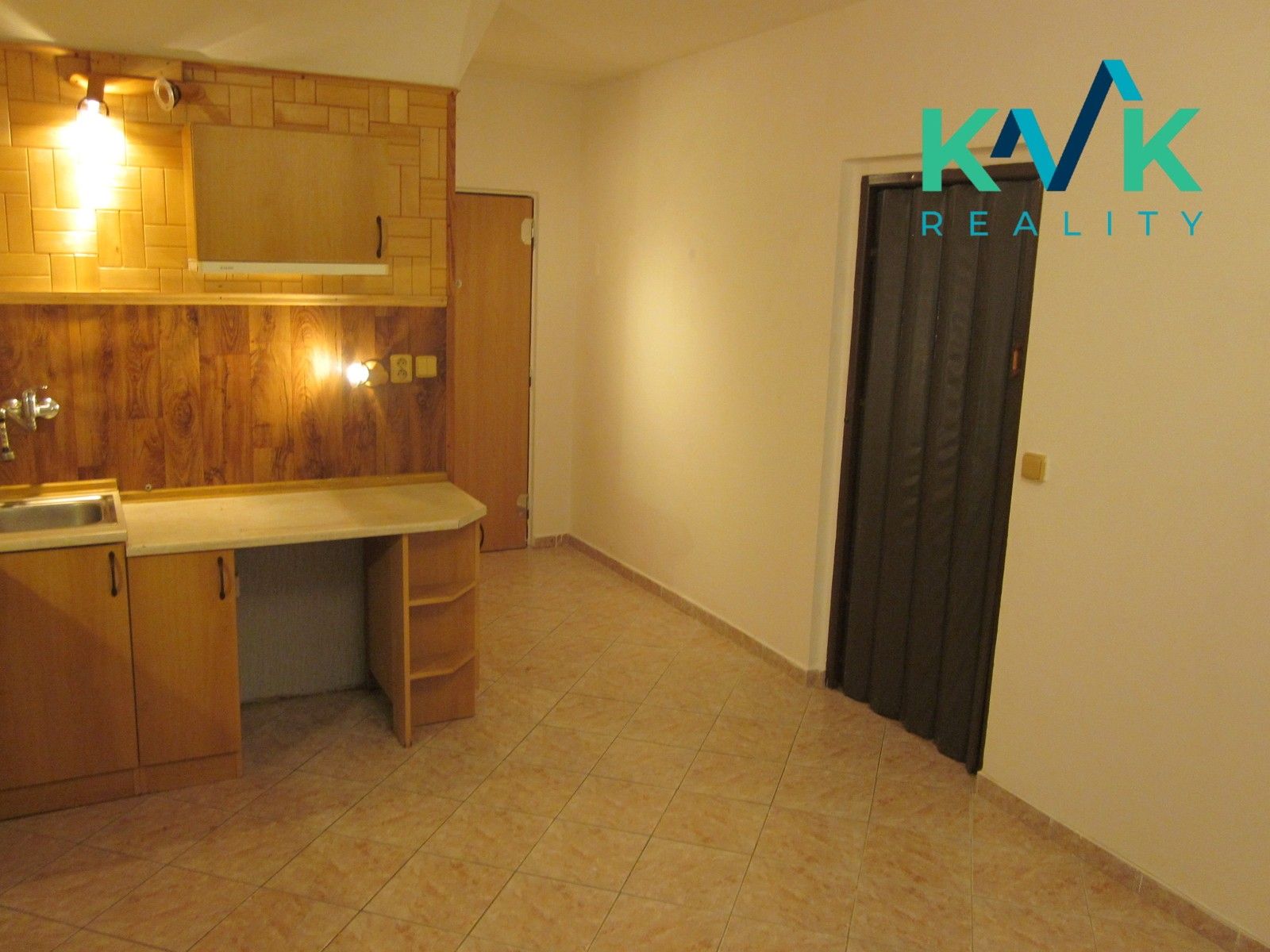 Pronájem byt 1+1 - Kosmonautů, Sokolov, 36 m²