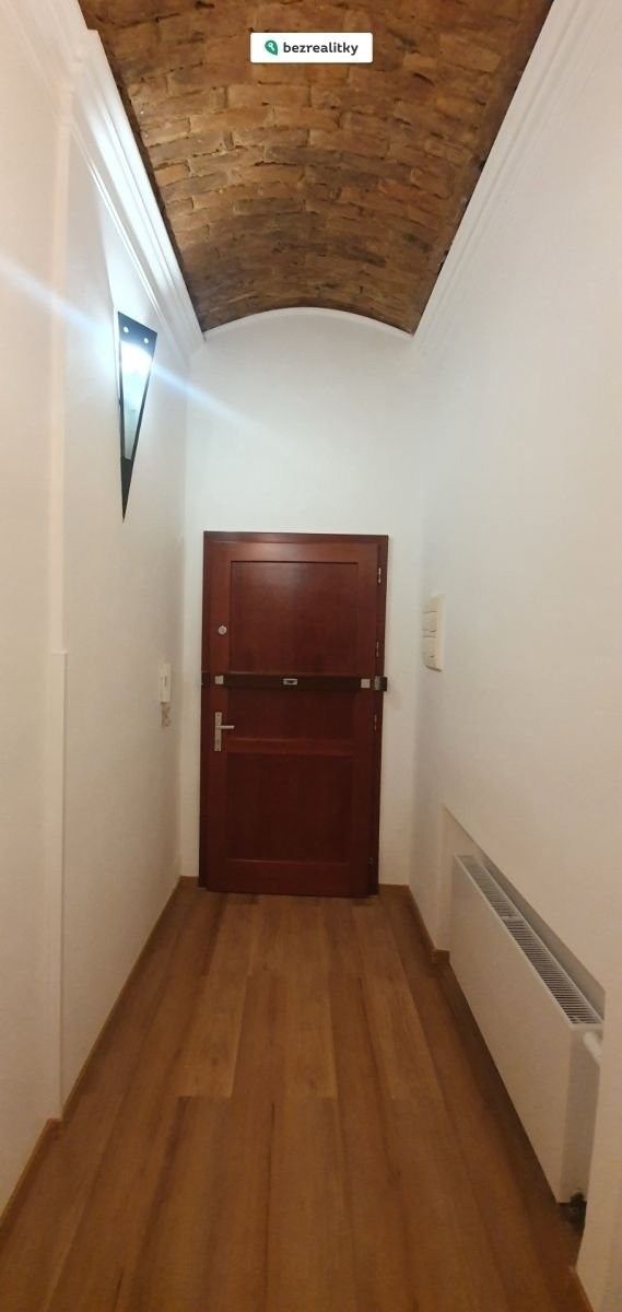 2+kk, Umělecká 618, Praha Holešovice, 56 m² - 2
