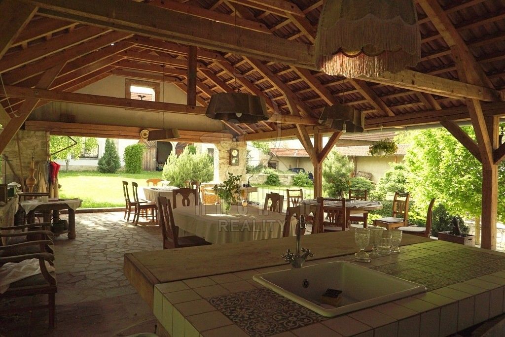 Ubytovací zařízení · 340 m² · Želenice, okres Kladno, Středočeský kraj - 4