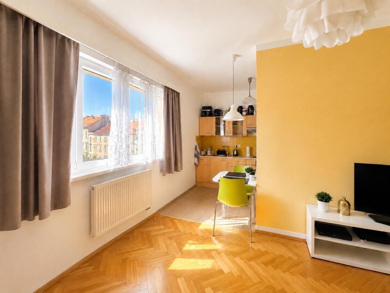 2+kk, U městských domů 1556, Praha Holešovice, 49 m² - 2