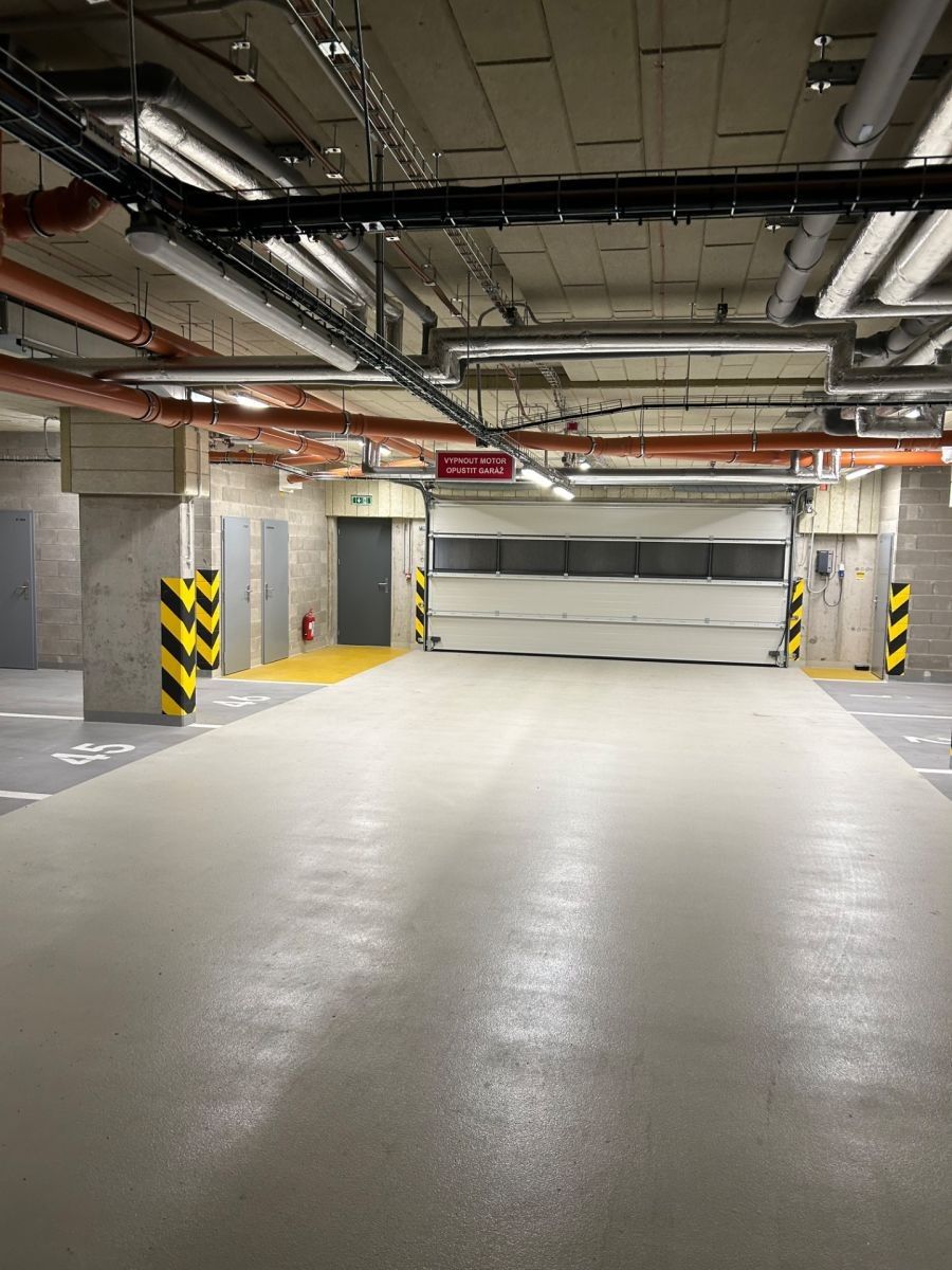 Garáže, Divíškové, Praha - Hlubočepy, 13 m² - 2
