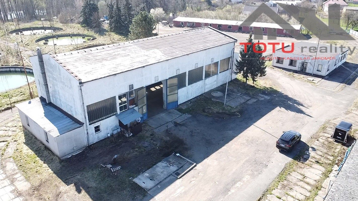 Výrobní prostory, 3 010 m²