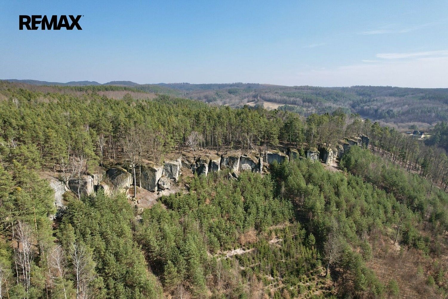 Zahrady, Medonosy, okres Mělník, Středočeský kraj - 1