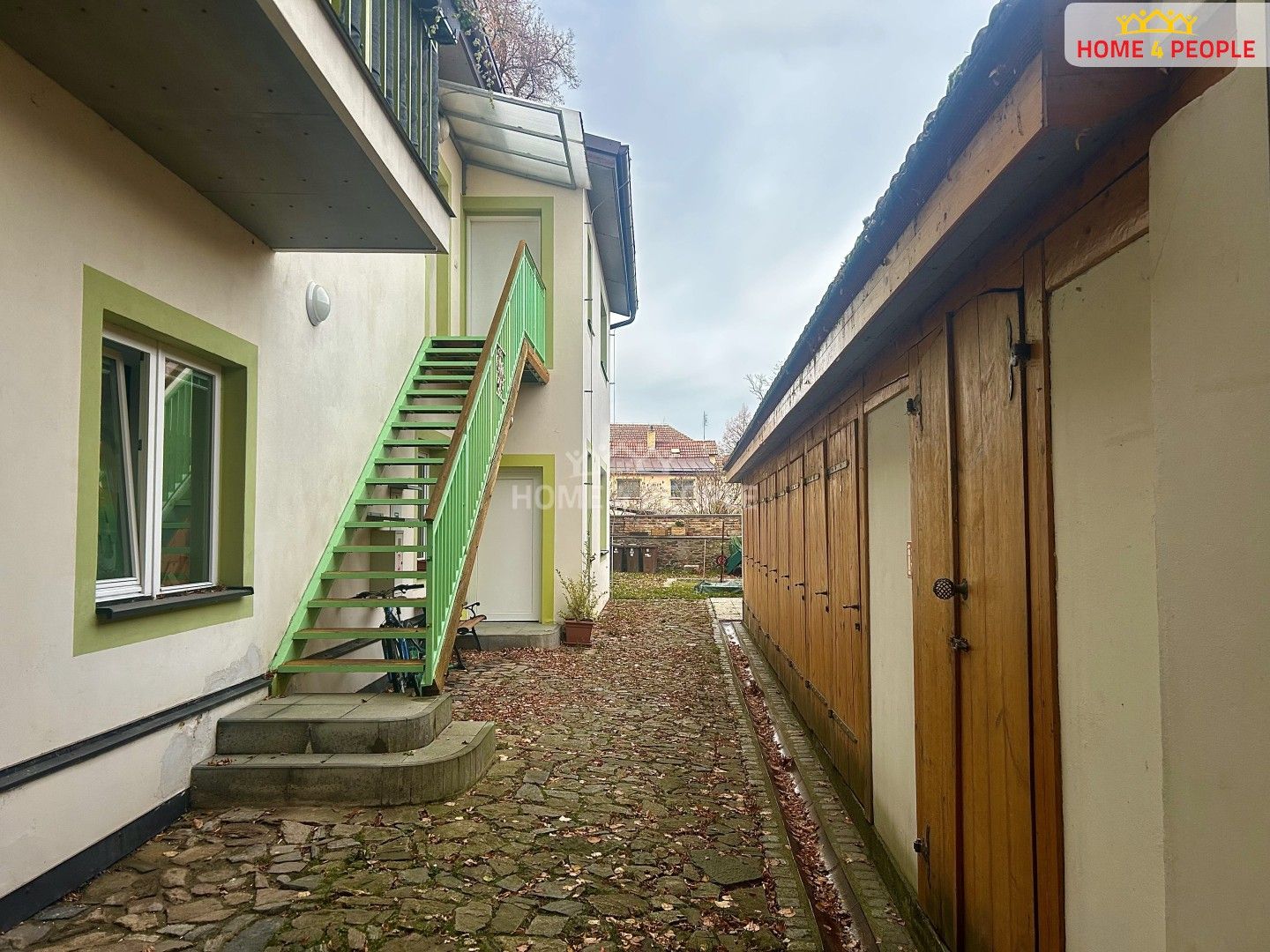 Pronájem byt 2+kk - Mírové náměstí, Kouřim, 39 m²