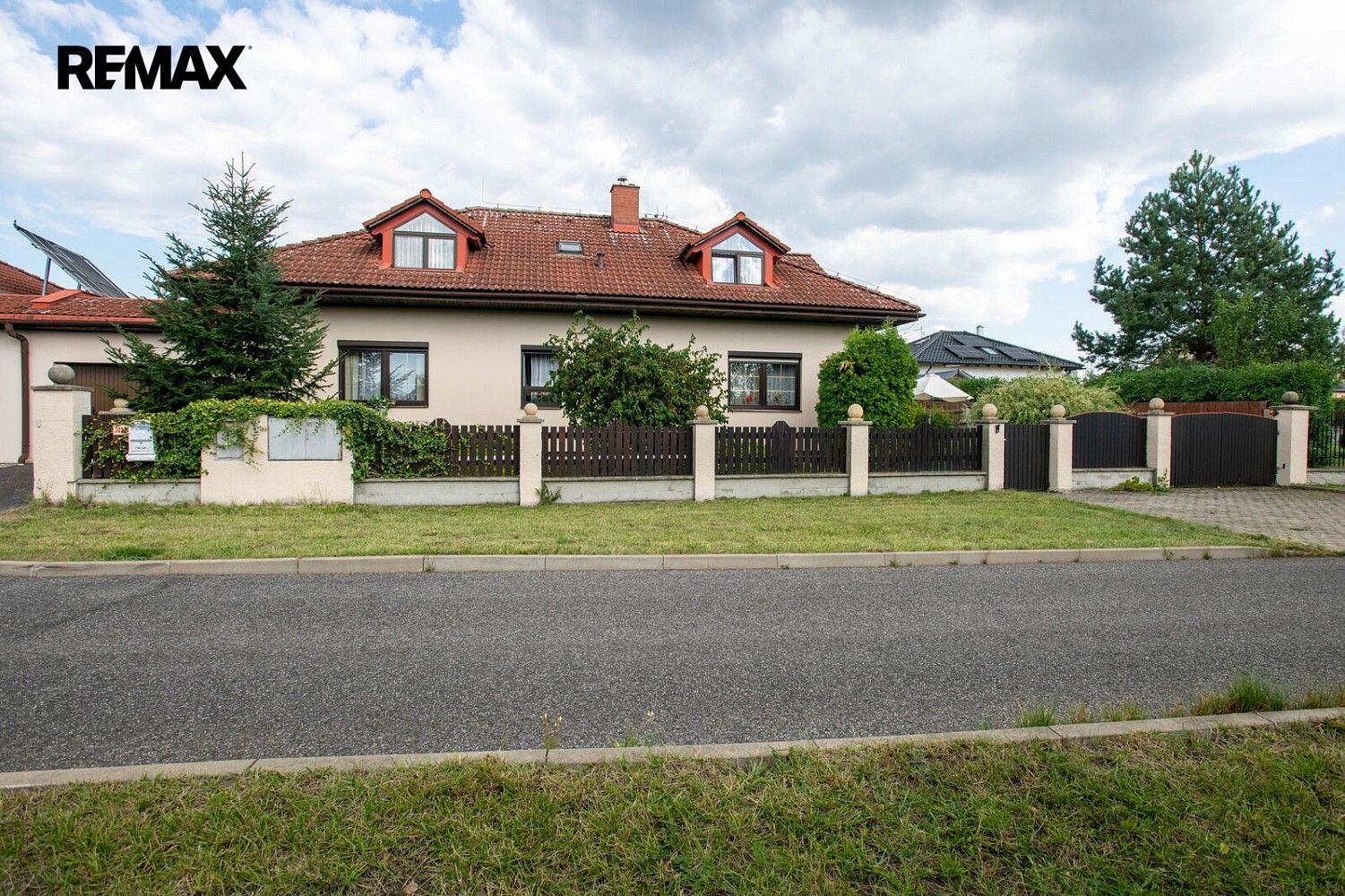 Rodinné domy, Česká Lípa, Liberecký kraj, 300 m² - 1