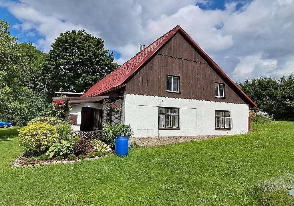 Chaty, Pěčín - Pěčín u Rychnova nad Kněžnou, Královéhradecký kraj