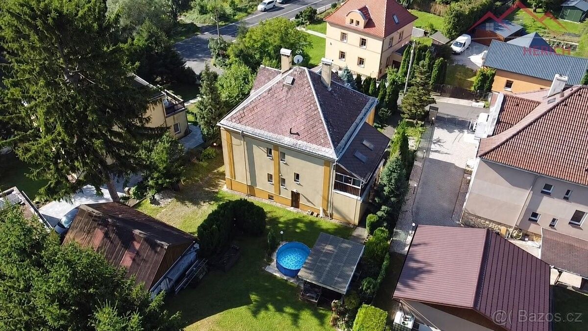 Rodinné domy, Děčín, 405 02 - 2
