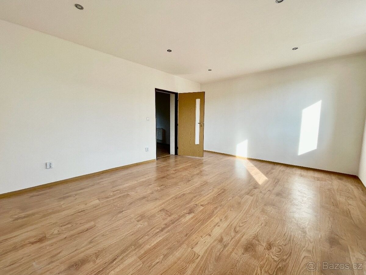 Pronájem byt - Aš, 352 01