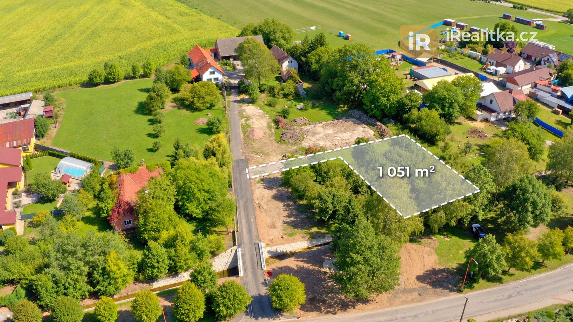 Pozemek pro bydlení · 1 051 m² · Výrava - 2