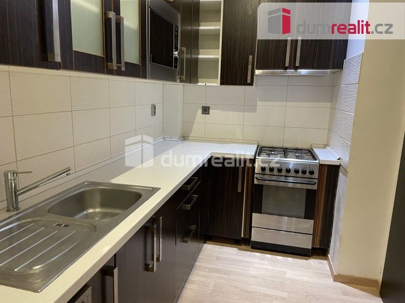 Pronájem byt 2+1 - Černokostelecká, Praha, 60 m² - 1