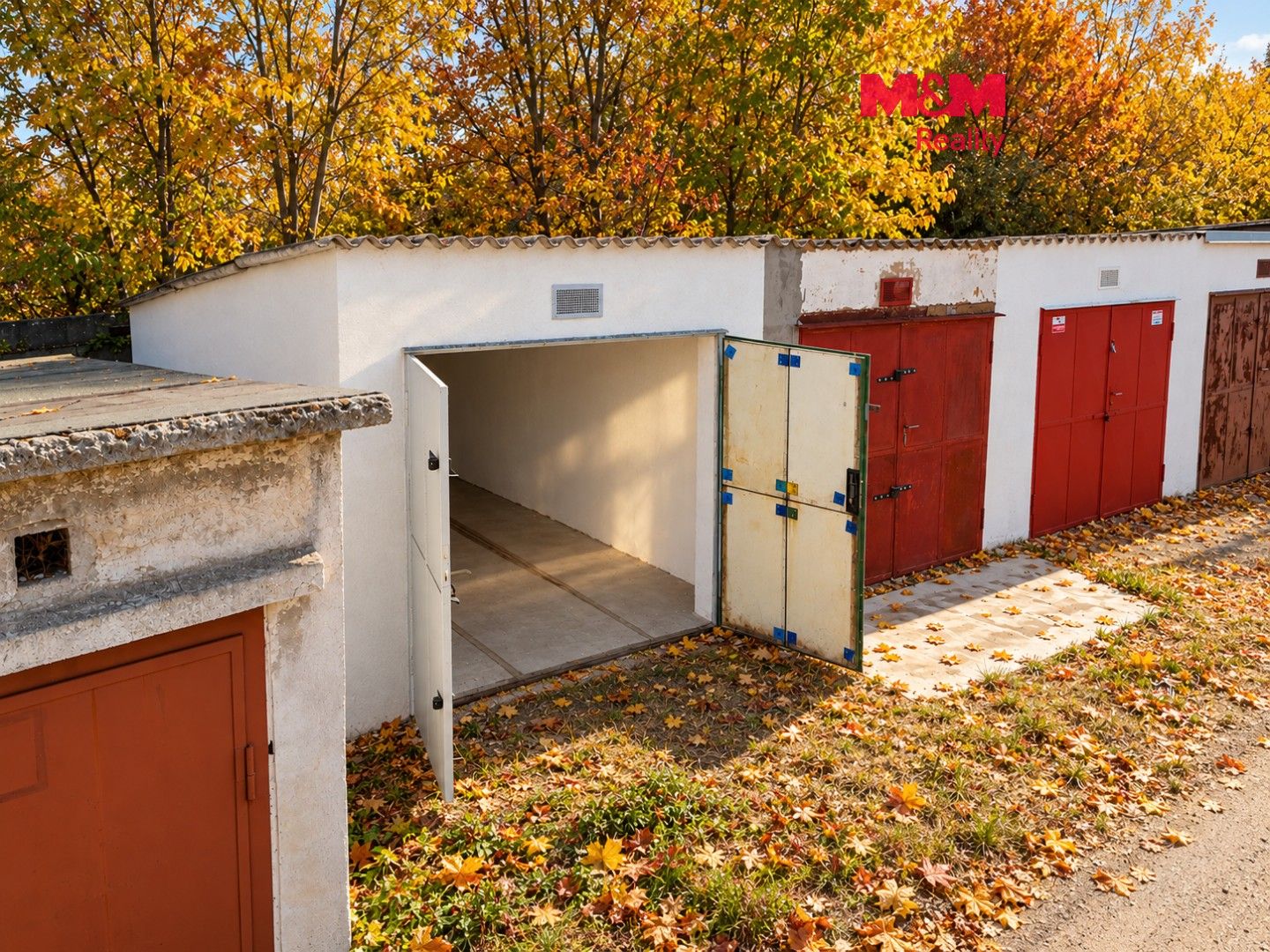 Garáže, Doudlevce, Plzeň, 18 m² - 1
