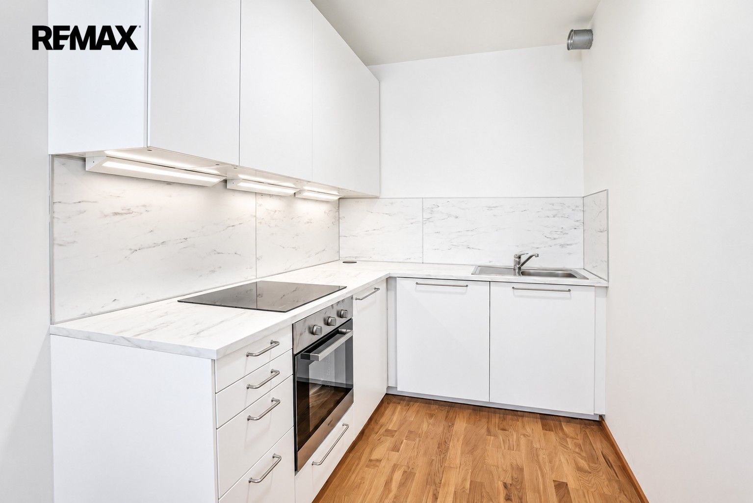 Pronájem byt 2+kk - Novotného 1279, Praha Hlubočepy, 47 m² - 2