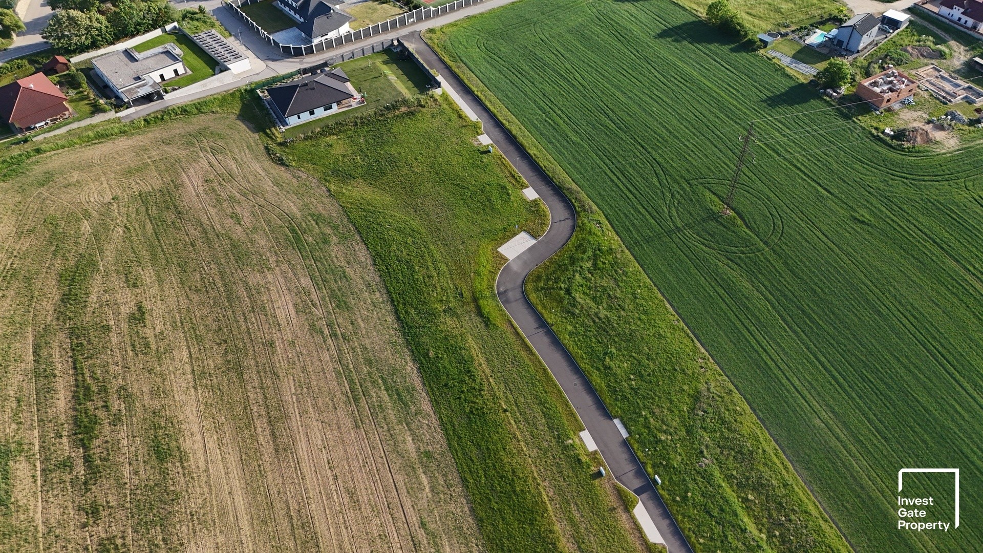 Prodej pozemek pro bydlení - Lišovská, Hůry - 5