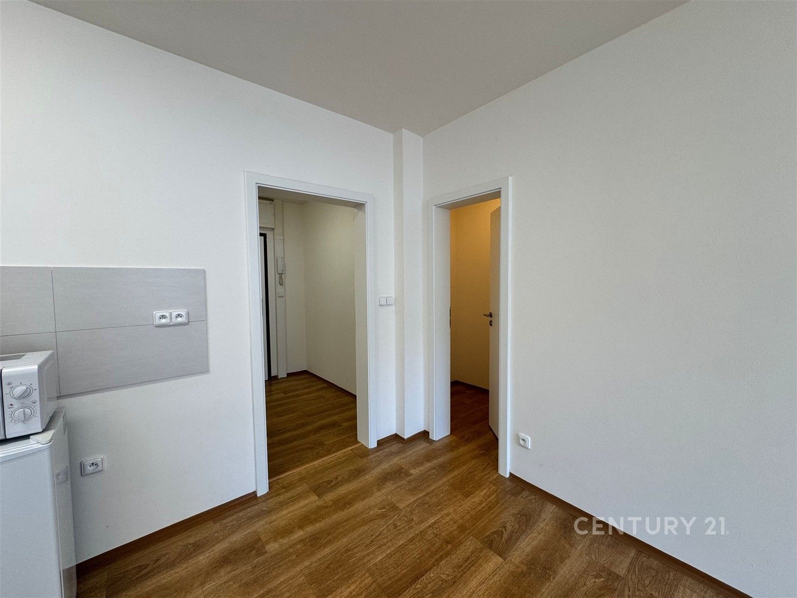 Prodej byt 1+kk - Pod lysinami 480, Praha Hodkovičky, 30 m² - 5