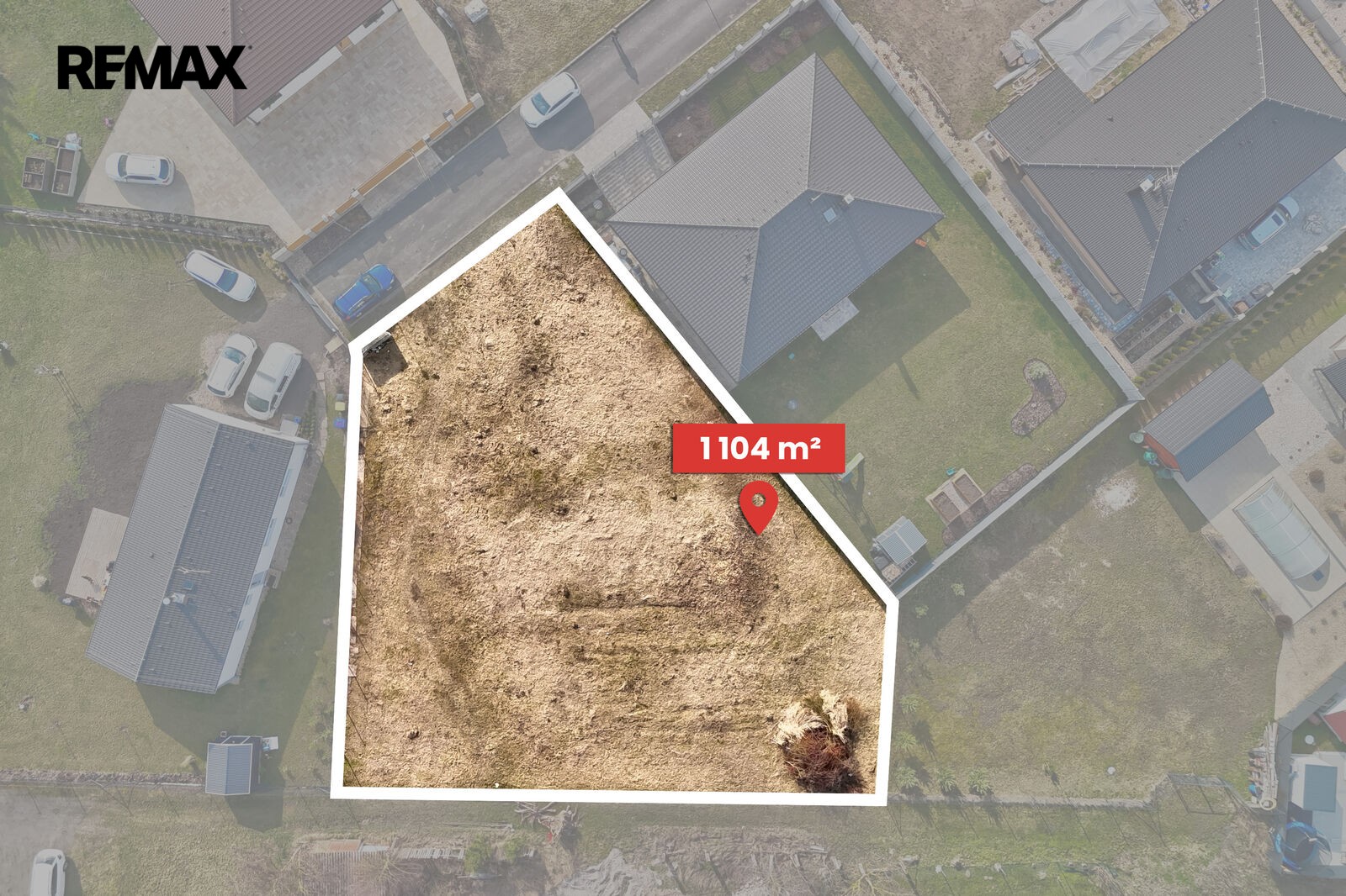 Pozemek pro bydlení · 1 104 m² · Hrobce - 4