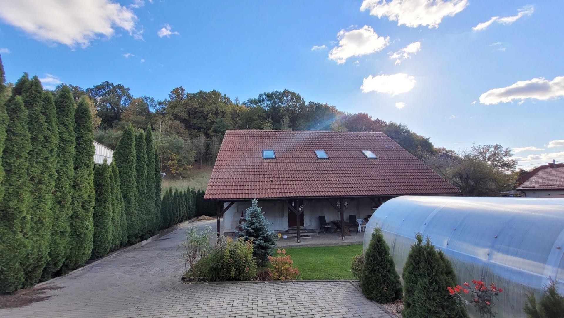 Prodej rodinný dům - Brodce, Týnec nad Sázavou, 187 m²