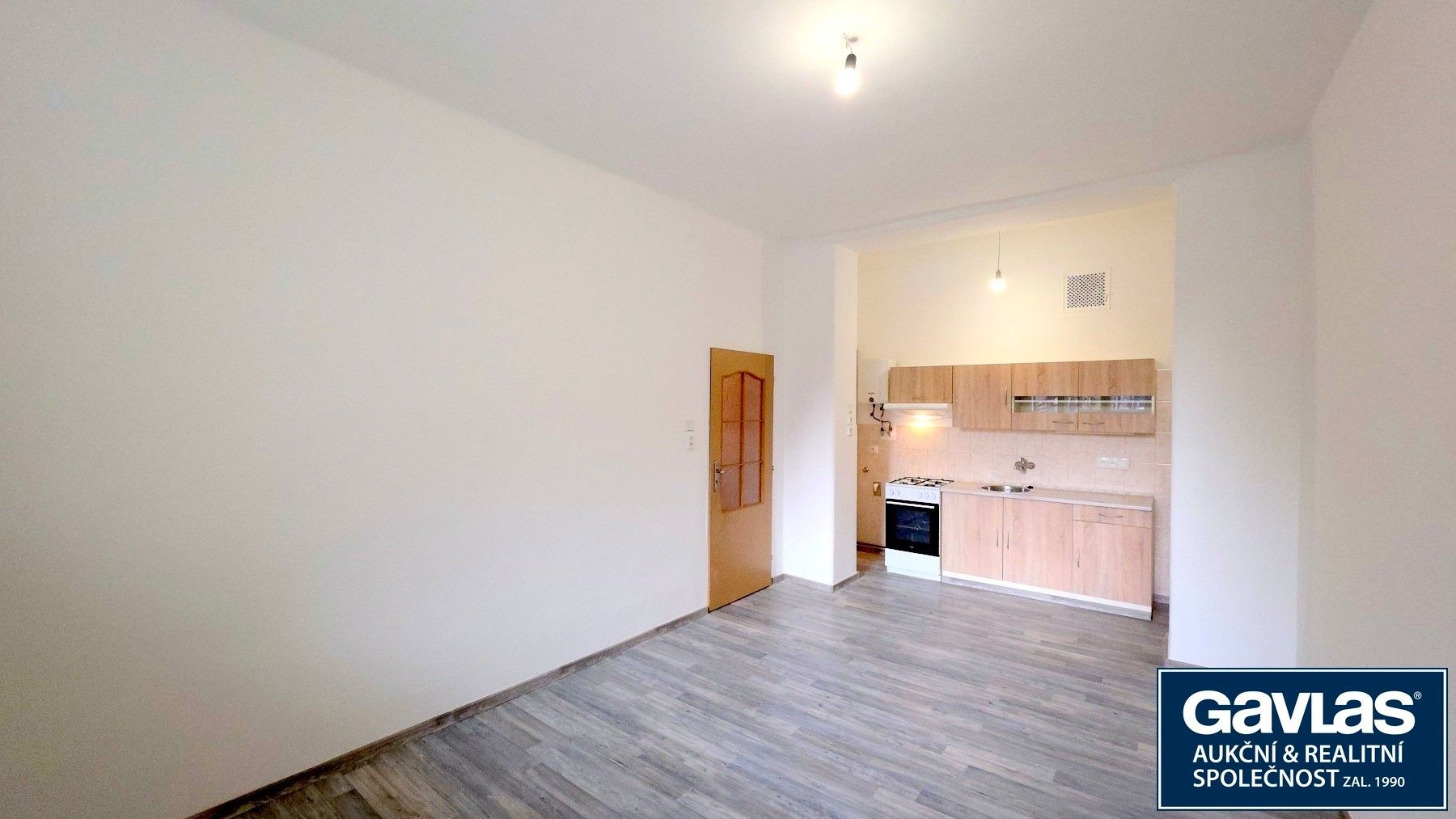 Pronájem byt 1+1 - Radhošťská, Praha, 48 m²