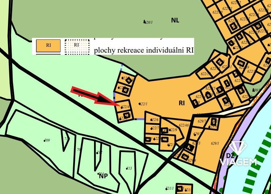 Stavební pozemek, Doupovské Hradiště – pohled 2