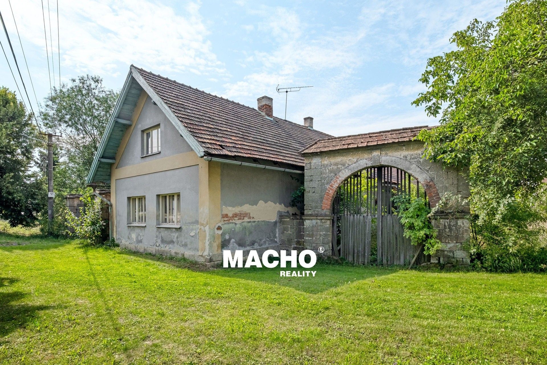 Zemědělské usedlosti, Veliš, 335 m² - 1