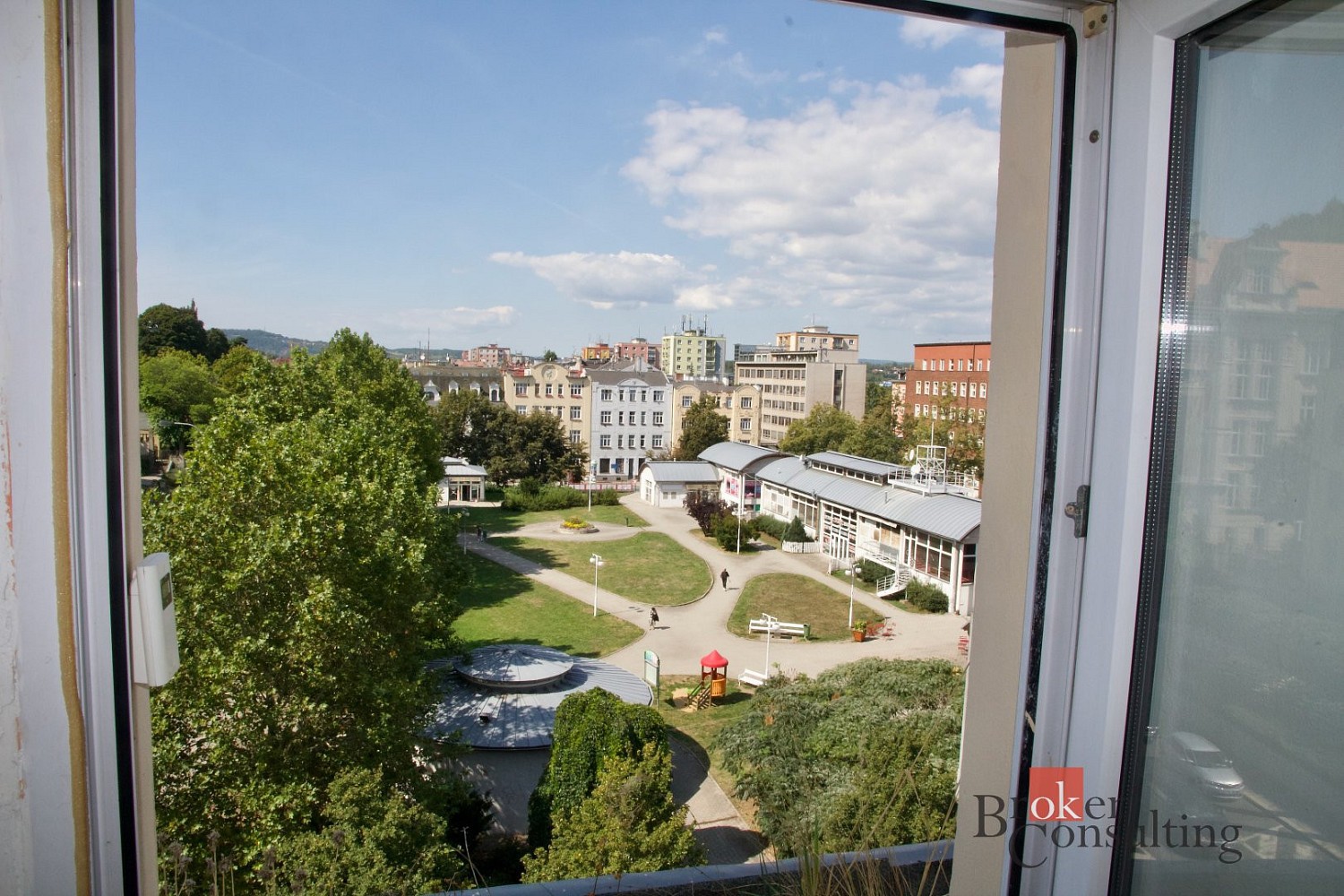 Byt 3+1 · 90 m² · náměstí Dr. M. Horákové, Karlovy Vary - 3