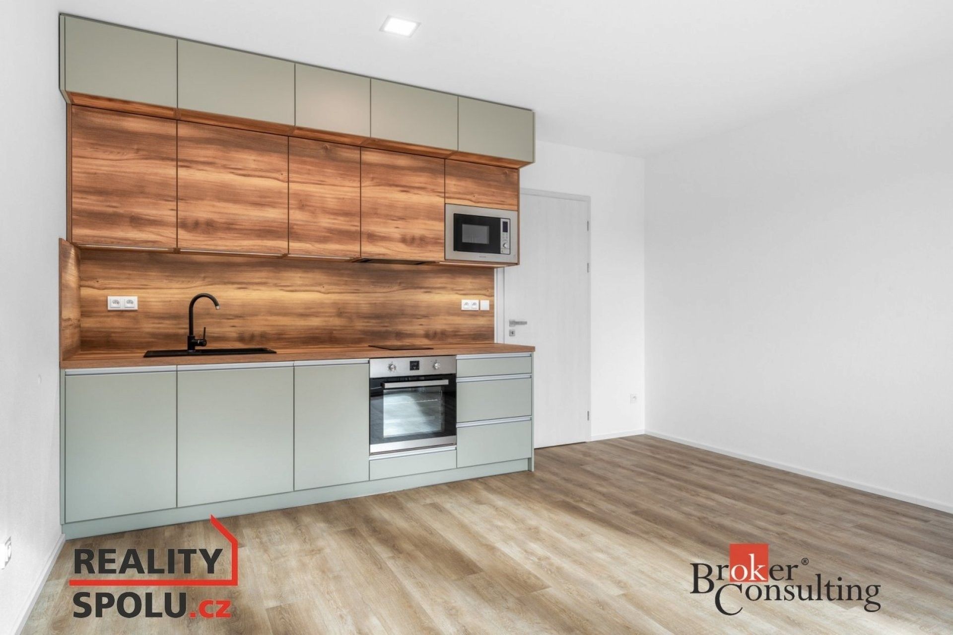 Pronájem byt 1+kk - Velké Meziříčí, 29 m²