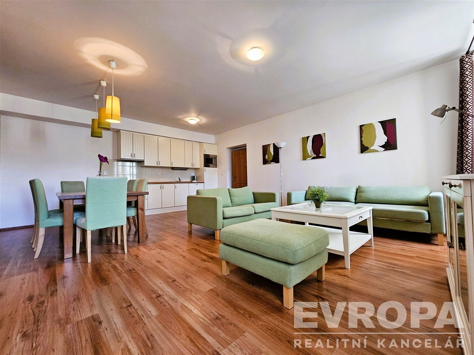 2+kk, Zámek, Vrchlabí, 70 m²