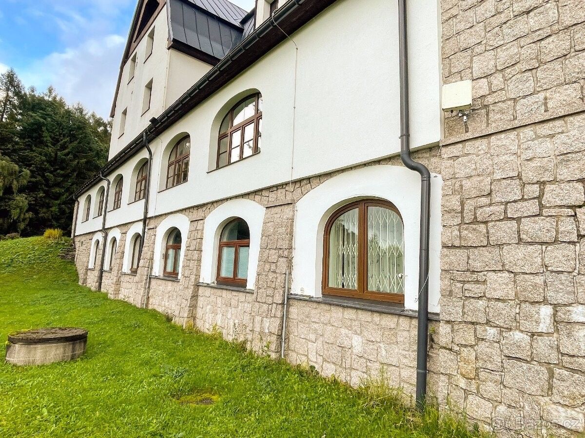 Prodej byt - Benecko, 512 37