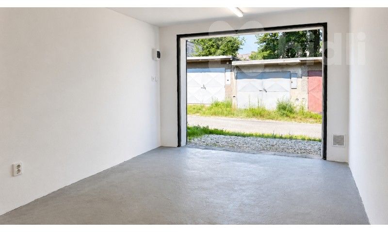 Garáže, Třanovského, Třinec Staré Město, 20 m² - 2