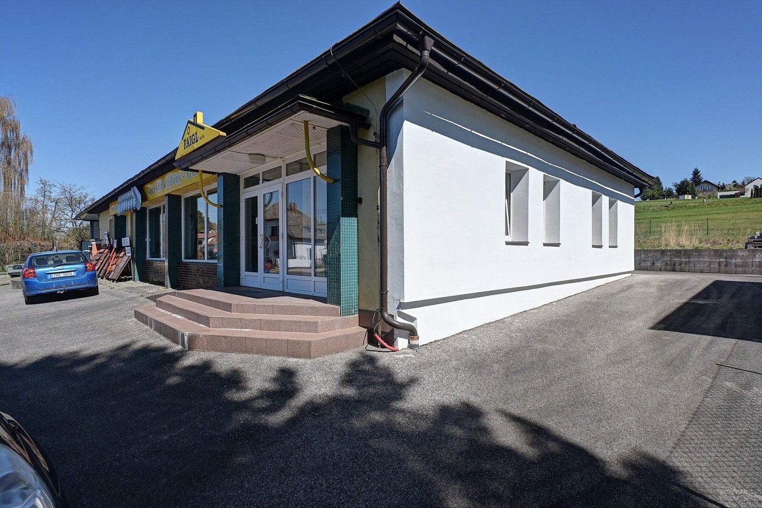 Obchodní prostory, Studenec, okres Semily, 265 m² - 1