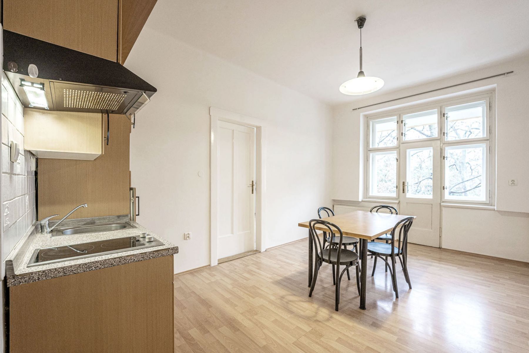 2+kk, Prouzova, Praha, 50 m²