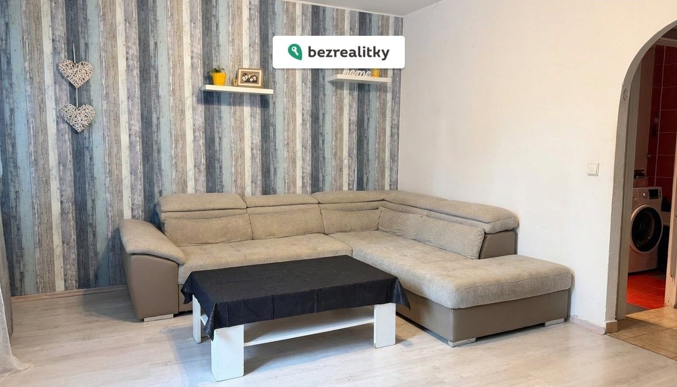 4+1, Pod hvězdárnou, Teplice, 76 m²