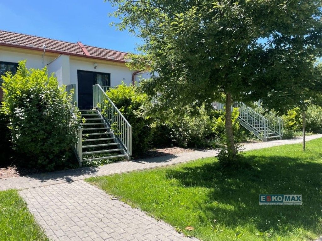 Byt 3+kk · 79 m² · K zámečku, Hlohovec - 3