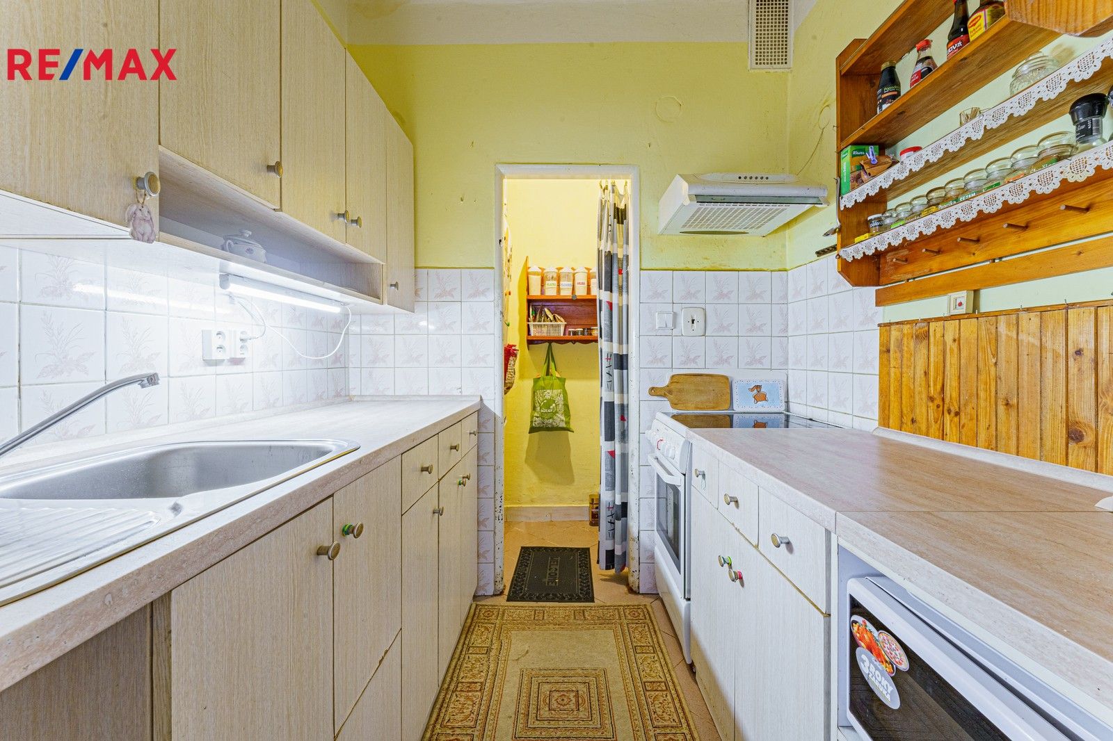 Prodej rodinný dům - Sedlecká, Sedlčany, 179 m²