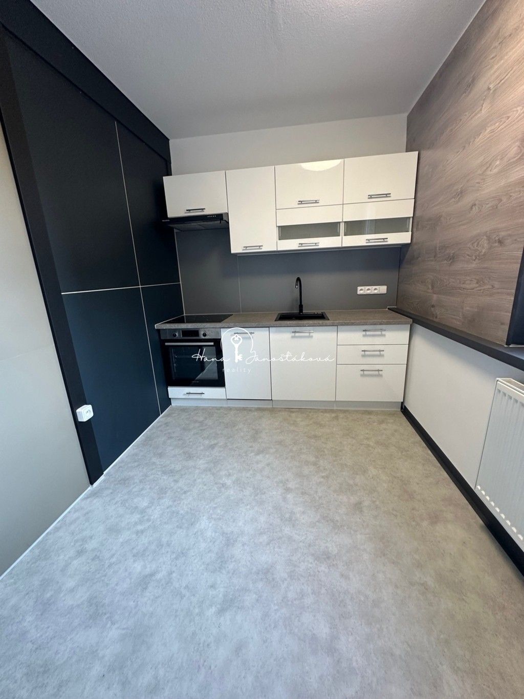 Prodej byt 3+1 - Sídliště, Velešín, 67 m²