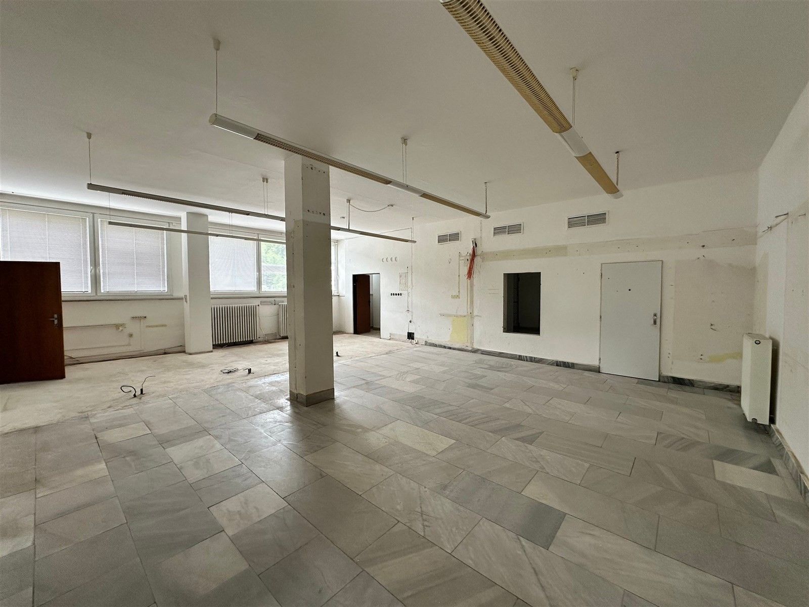 Pronájem komerční - Lesní cesta, Děčín, 230 m²